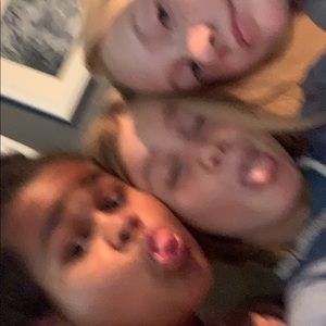 Meet your Posher, Sofia